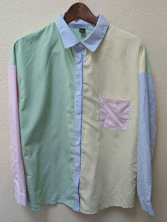 Tops - Pastel Multi Colored Pathwork Collared Button Down Blouse. Size 12